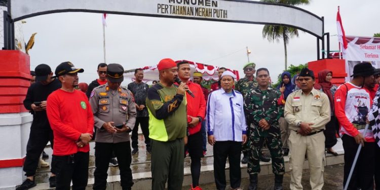 Bupati Kukar Melepas Peserta Napak Tilas Dalam Peringatan Peristiwa Merah Putih