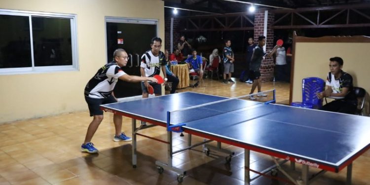 Laga Pertandingan Persahabatan Tenis Meja di Sangasanga