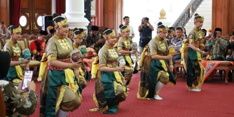 Acara Kaseh Selamat ke 74 Kutai Kartanegara