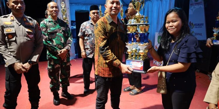 Asisten 1 Pemerintahan dan Kesra Kukar Resmi Menutup Pameran Expo dan Bazar