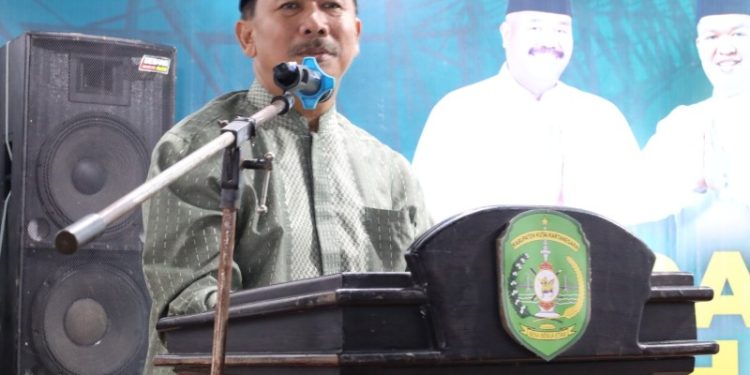 Sekda Membuka Acara Festival Ramadhan ke-5 di Kelurahan Maluhu