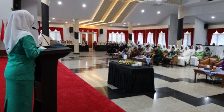 Bupati Kukar Hadiri Harlah ke-75 Fatayat NU, Apresiasi Peran Strategis Perempuan Muda NU