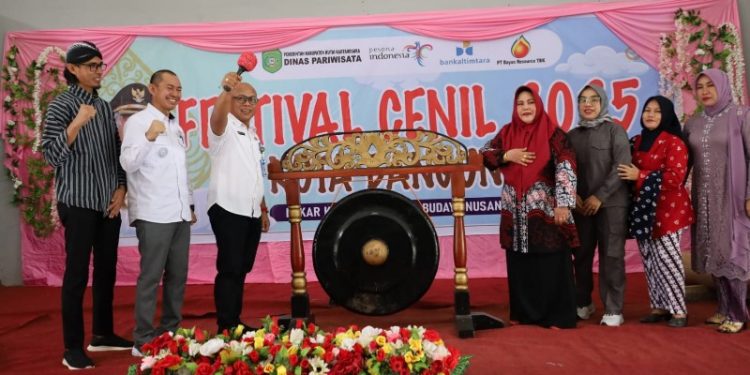 Festival Cenil Meriahkan HUT ke-42 Desa Kota Bangun III, Dukung Pelestarian Budaya Lokal