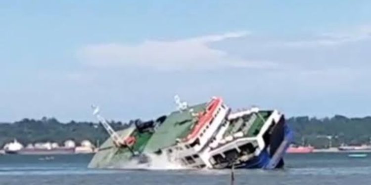 Kapal Feri KMP Muchlisa Tenggelam di Balikpapan, Penyebab Diduga Kebocoran dan Mesin Mati