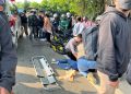 Kecelakaan lalu lintas di Jalan Poros Samarinda-Bontang Kilometer 10, Pemotor berboncengan alami luka berat dan dilarikan ke RSUD Taman Husada Bontang, Selasa 13 Mei 2025.