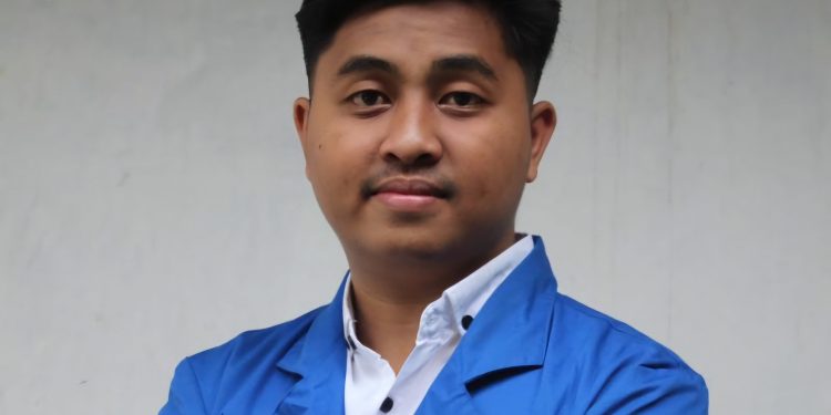 BORNEO GARIS TENGAH: Menjadi Poros, Menjadi Penentu dan Menjadi Masa Depan Bangsa