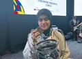 "Putri Prameswari juara ASEAN Youth eSports Championship 2025 di Malaysia membawa trofi eFootball