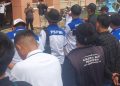 FSPMI Kukar menggelar aksi damai di depan kantor DPRD Kukar, Senin (2/2/26).