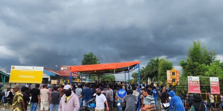 Dana Tali Asih PHSS Dipotong 10%, Transparansi Dipertanyakan Nelayan Muara Badak