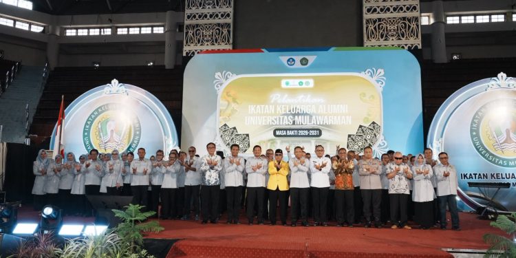 Agus Suwandy Pimpin IKA Unmul 2026-2031, Seno Aji Titip Pesan untuk Kaltim